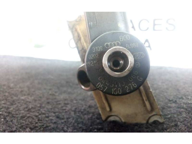 Injektor Einspritzdüse     Audi A8 S8 D2 4D  AKF 
