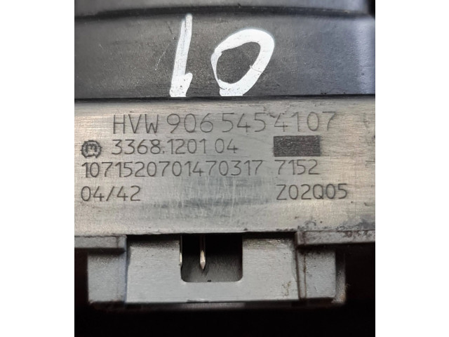 Центральный пульт управления 9065454107, 3368120104   Volkswagen Crafter