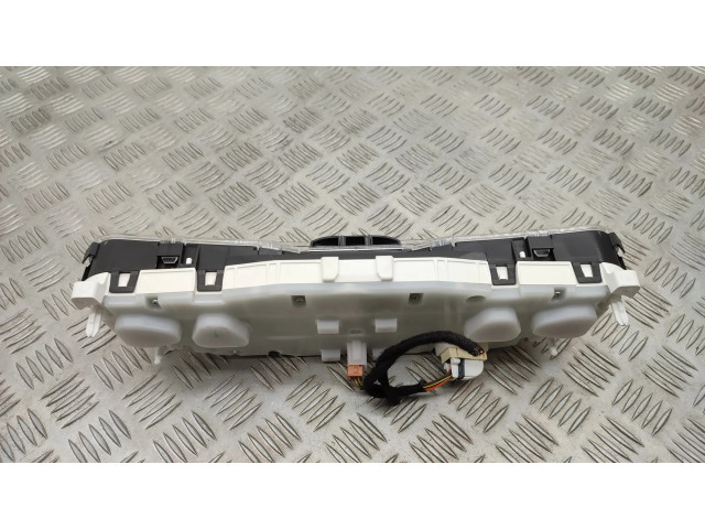 Přístrojová deska  Peugeot 2008 I 2018 9825986180  