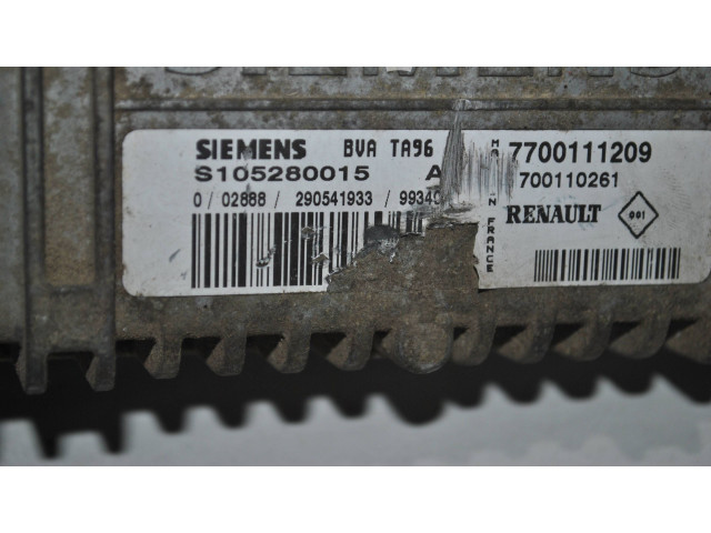 Блок управления коробкой передач 7700111209, 700110261   Renault Scenic II -  Grand scenic II