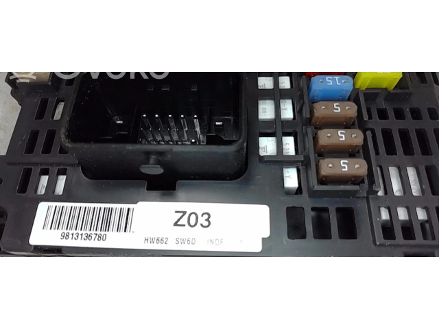 Pojistková skříňka Řídící jednotka BSM 9813136780   Peugeot 5008 II 2018