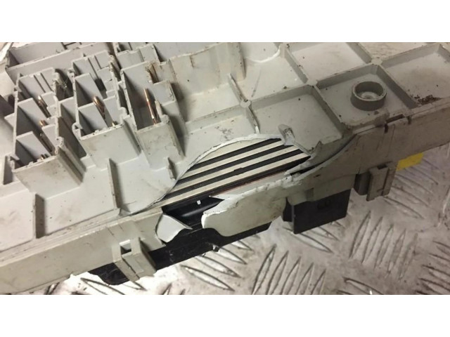 Блок предохранителей  38600sn7g020m1, 38600-sn7-g020-m1   Honda Accord    