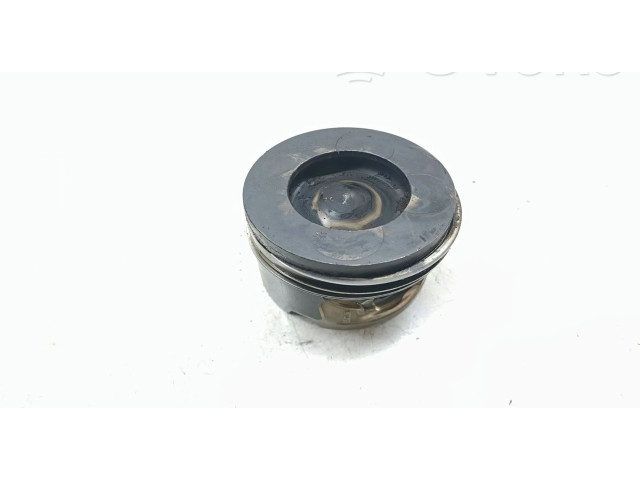 Píst 0840ZR, 13R3   BMW X1 E84  pro naftový motor 2.0 N47D20C 
