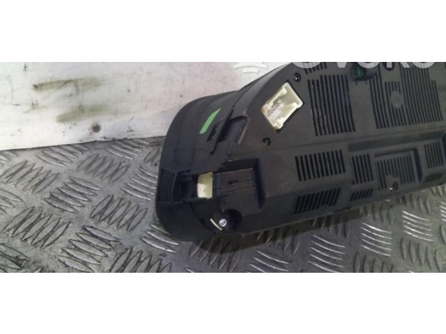 Přístrojová deska  Mercedes-Benz B W245 2006 1694403911  