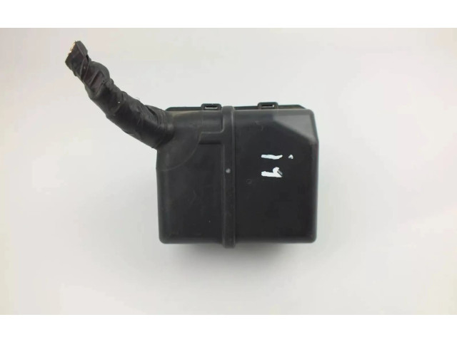 Блок предохранителей  1K0937507B   Volkswagen Golf Plus    
