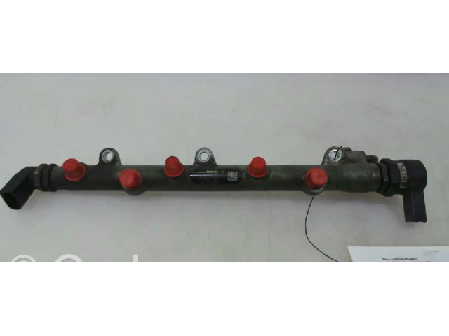 Vstřikovací lišta 7787164   BMW 1 E82 E88  pro naftový motor 2.0  