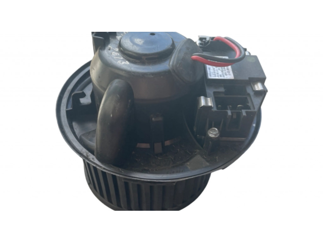 Вентилятор печки    F998922Q, 3C0907521F   Skoda Octavia Mk2 (1Z)