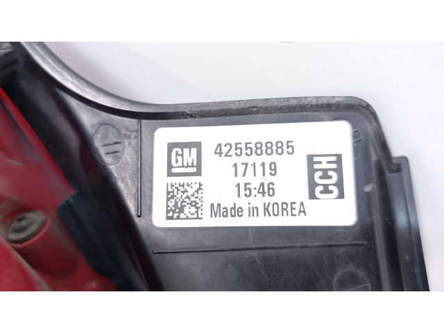 Задний фонарь правый 42558885    Buick Encore I   2012-2019 года