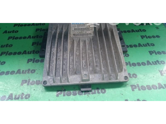 Блок управления двигателем Блок управления 8200513058, 8200785530.   Renault Logan I