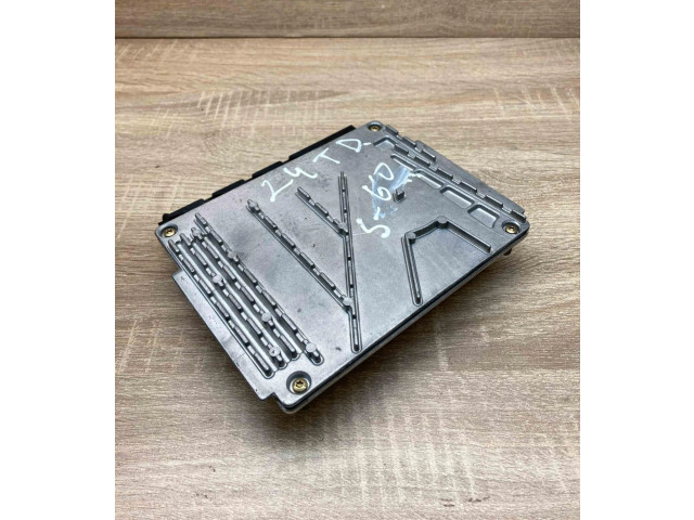 Řídící jednotka 08677708A, 0281010319   Volvo S80 2004