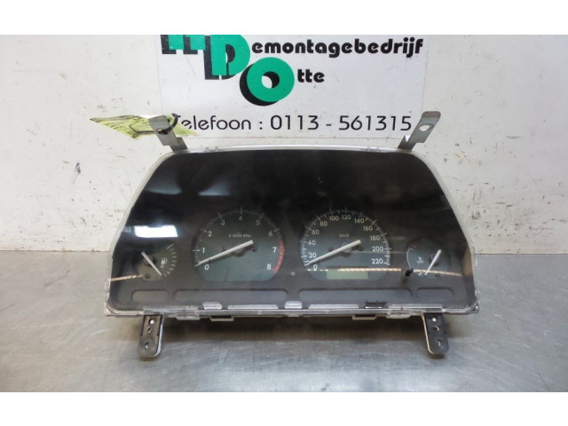 Přístrojová deska  Land Rover Freelander 2 - LR2 2001 LR0011002, 52010468D  