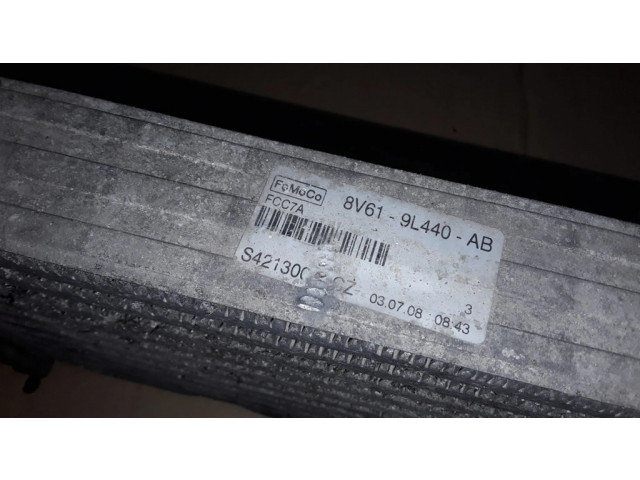 Интеркулер  8V619L440AB, FCC7A   Ford Focus 2.0