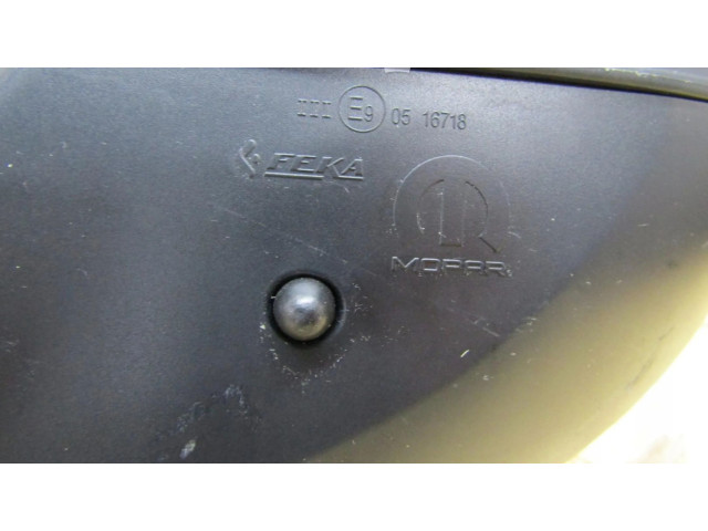 Zpětné zrcátko  Peugeot 208 2022  9847632180  