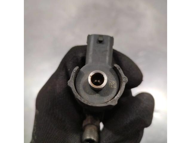 Vstřikovač 0445110320   Hyundai i30  pro naftový motor 1.6 D4fb 