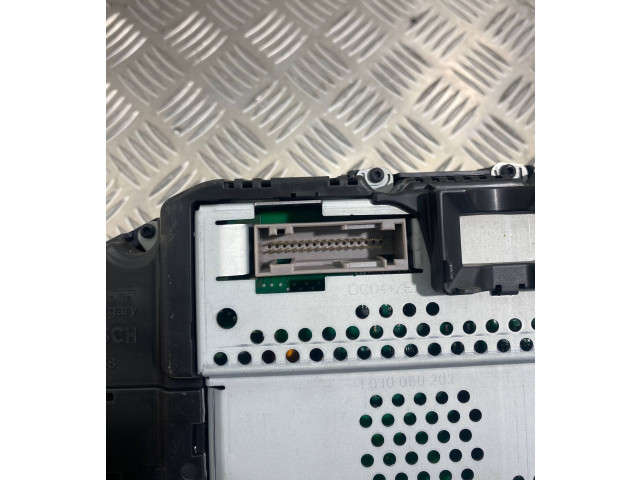 Панель приборов 4G8920950G   Audi A6 C7       