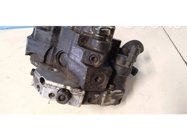 Vstřikovací čerpadlo 8689590   Volvo S80     