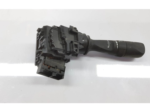 Ручка стеклоочистителей 8465206260, 8465206260   Toyota Hilux (AN120, AN130)