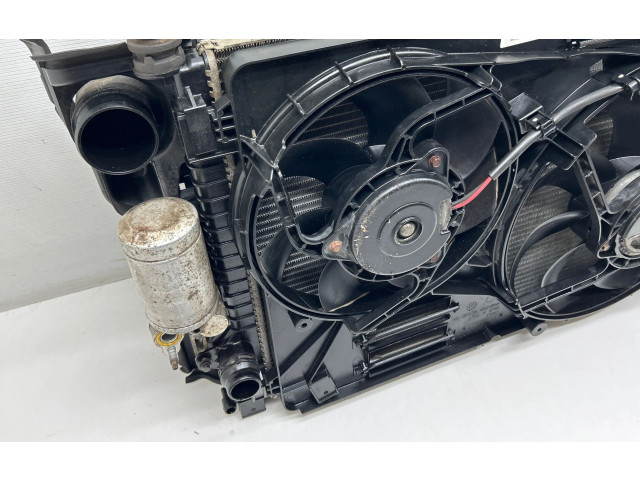 Pojistková skříňka Комплект радиатора 31368082, 31338236   Volvo V70 2015