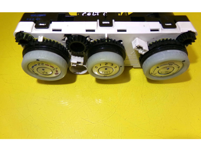 Блок управления климат-контролем 69657032   Mitsubishi Colt
