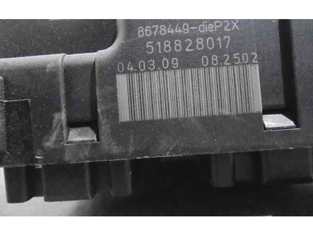 Pojistková skříňka Řídící jednotka BSM 8678449, 518828017   Volvo S80 2004