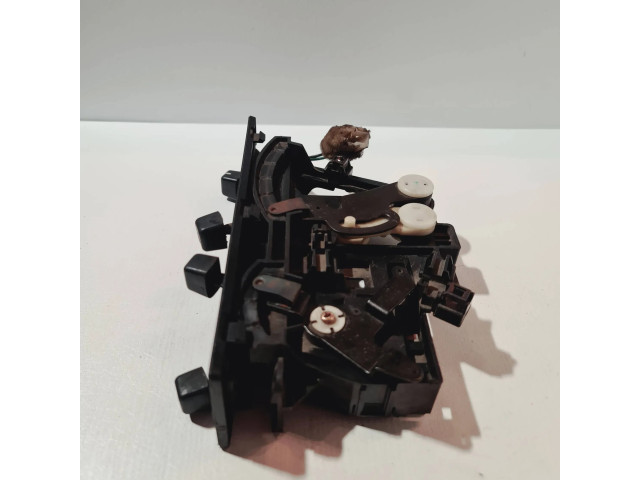 Блок управления климат-контролем 5261800   Opel Frontera A