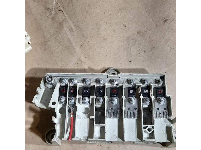   Pojistková skříňka 8387544, 18486   BMW 5 E39 2002
