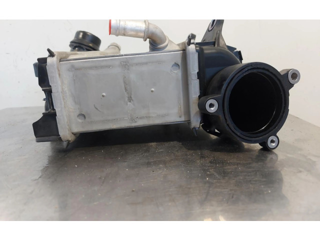 Интеркулер  32339085   Volvo XC60 