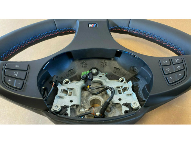 Руль BMW X3 E83  2003-2010 года 32303448451, 32303455483      