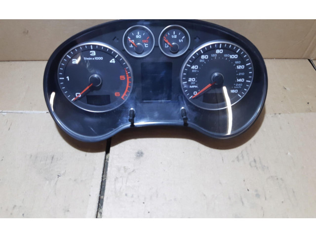 Přístrojová deska  Audi A3 S3 8P 2008   