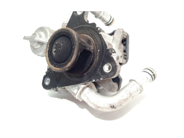 Клапан EGR 04L131501S   Skoda Octavia Mk3 (5E)