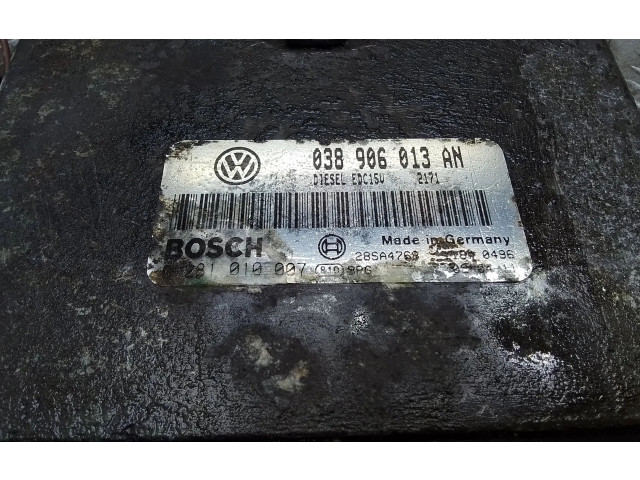 Řídící jednotka 038906013AN, 0281010007   Volkswagen Caddy 2002