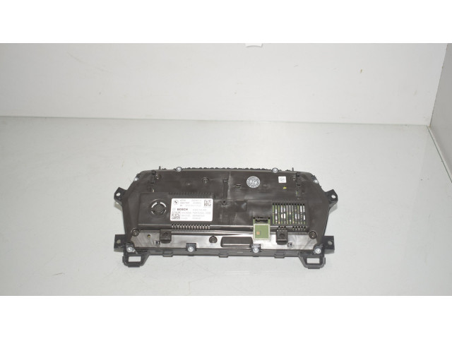 Přístrojová deska  BMW 1 F40 2022 5A671B7, 5A76493  