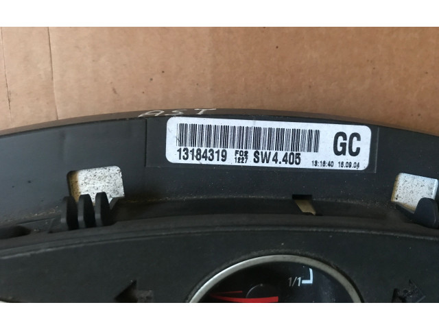Přístrojová deska  Opel Astra H 2007 13184319  