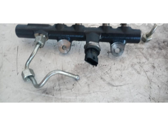 Vstřikovací lišta 175215346R, 175215346R   Renault Captur     
