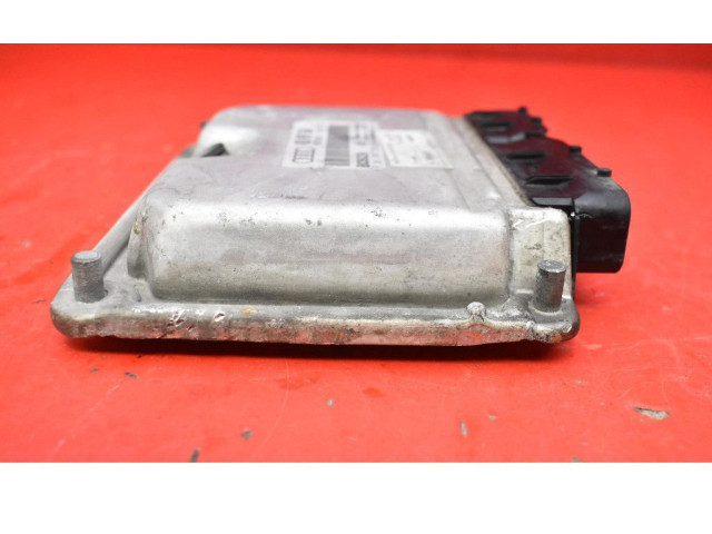 Блок управления двигателем ECU 4E0907560, 4E0907560   Audi A8 S8 D3 4E