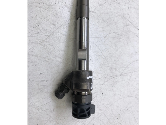 Vstřikovač 0445110613   Toyota Avensis T270     