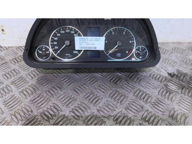 Přístrojová deska  Mercedes-Benz B W245 2007 1694403911  