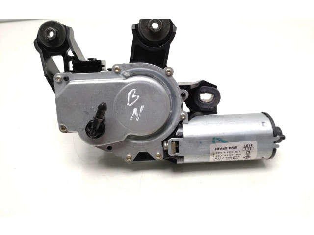 Моторчик заднего дворника 8L0955711B    Audi A6 S6 C5 4B