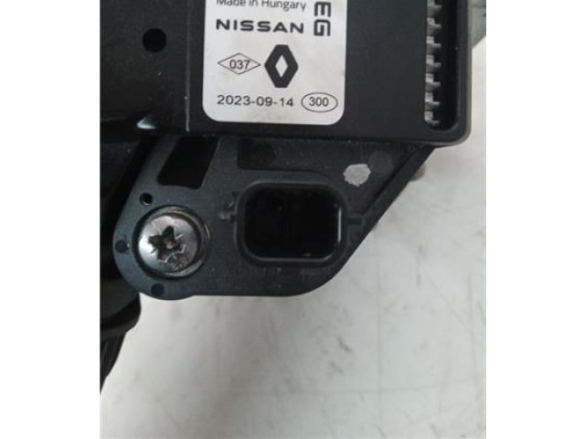 Генератор 231002175R   Renault Sandero I      
