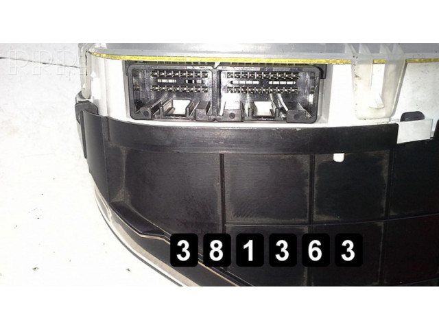 Přístrojová deska  Mazda Premacy 2004 cb87a  