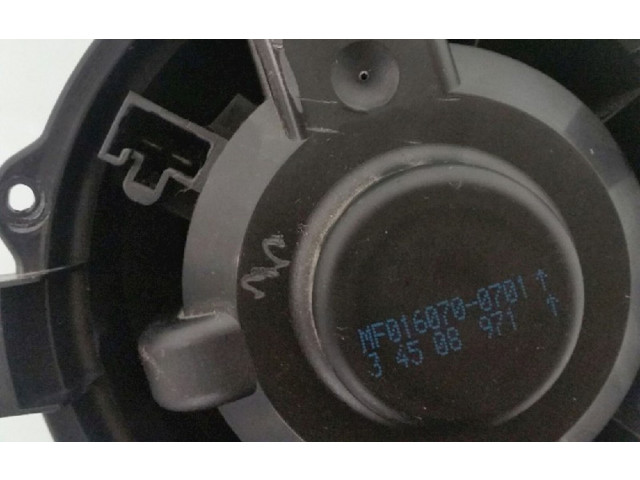 Вентилятор печки    MF0160700701, 1736006902   Mitsubishi Colt