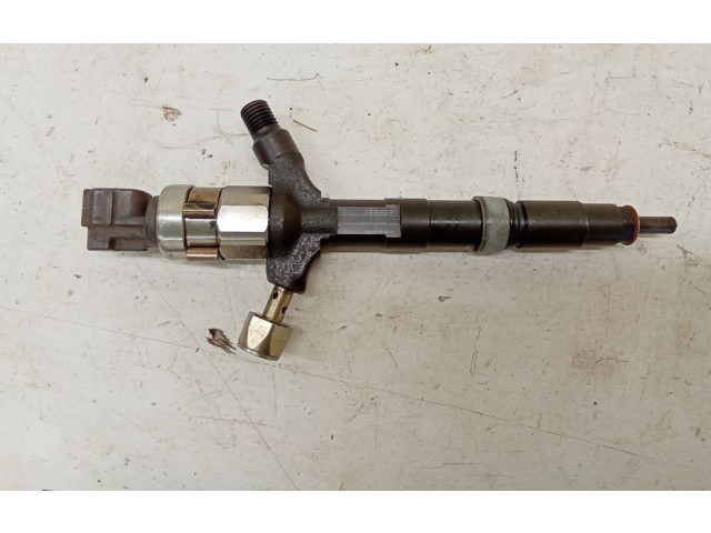 Vstřikovač 2367030030   Toyota Land Cruiser (HDJ90)     