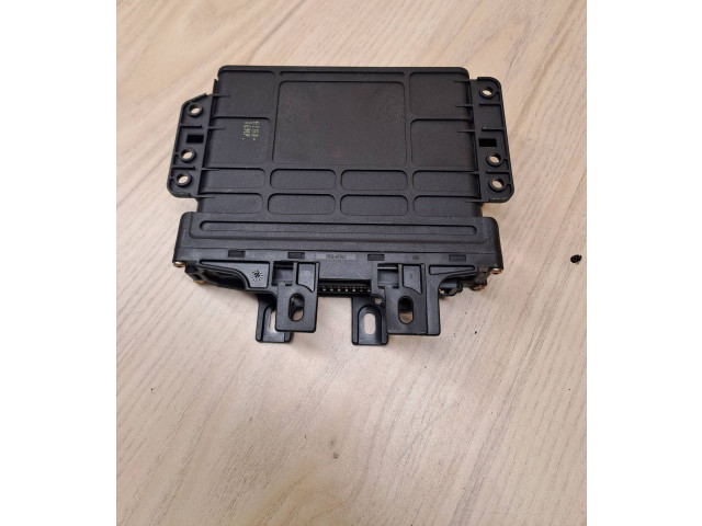 Блок управления коробкой передач 01N927733ED, 5WK33403K03   Audi A4 S4 B5 8D