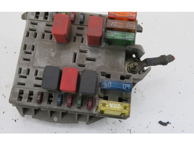 Блок предохранителей  46835421, 46835421   Fiat Punto (188)    