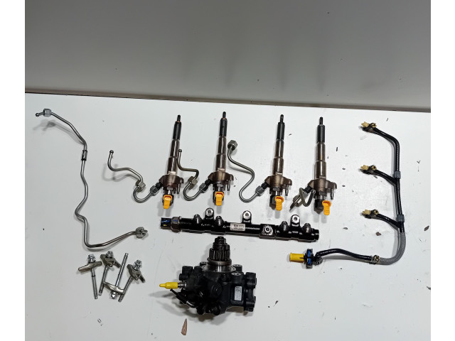 Vstřikovač 1660000372R, 175217543R   Nissan Navara D23     