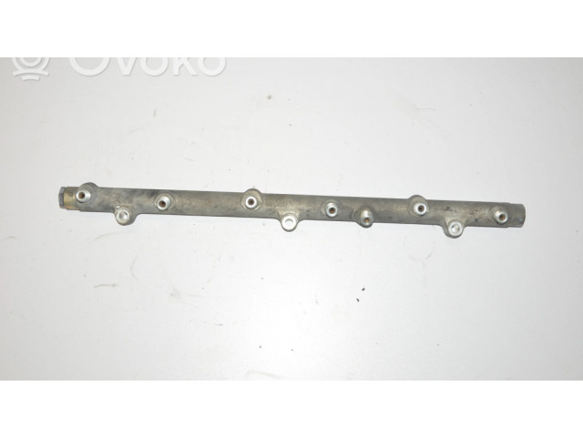 Vstřikovací lišta 0445216002   BMW 5 E39  pro naftový motor 2.5 M57 D25 (256D1) 525 d