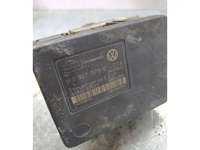 Вентилятор радиатора     1k0907379D    Volkswagen Touran I 
