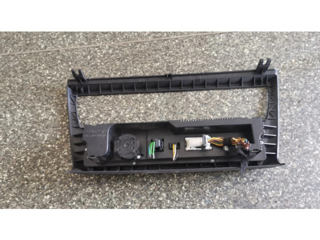 Блок управления климат-контролем 3413866   BMW X3 E83