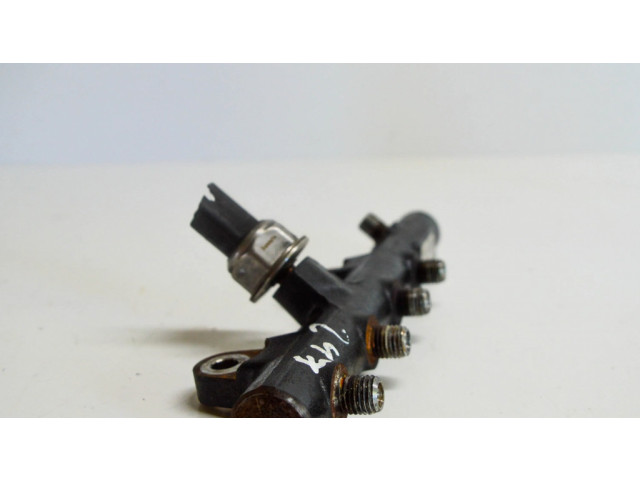 Vstřikovací lišta 175213876R   Mercedes-Benz A W176  pro naftový motor 1.5 OM 607.951 