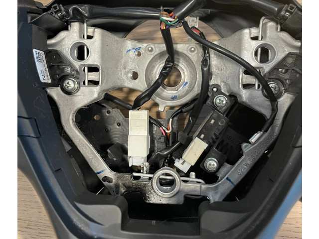 Volant Toyota Verso 2017 4510005A10, 71647013405  